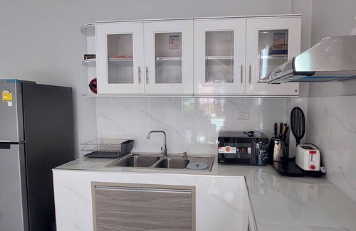 Pong Yaeng House | Discover In Love Chiangmai: Family & Pet-Friendly Retreat