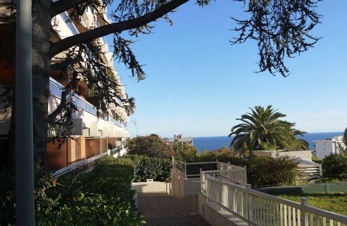 Fabron Apartment | Deluxe Studio with Pool, Tennis & Family-Friendly Amenities