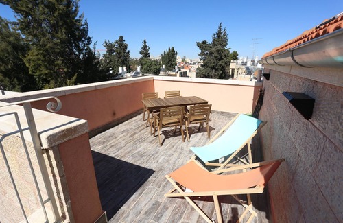 Baka Apartment | Experience the Enchantment of Baka with Rooftop Chalet
