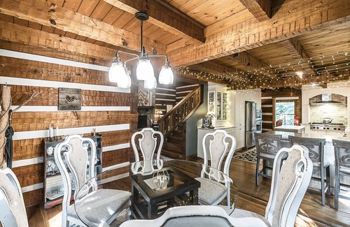 Goodlettsville House | Idyllic Mountain Retreat with Pool & Family-Friendly Amenities