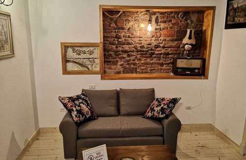 Brasov City Centre Apartment | Historic Hotel in the Heart of Brasov with Spa and Hot Tub