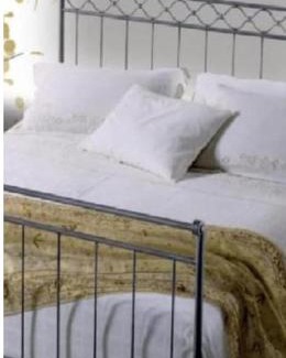 Parma Apartment | Pet-Friendly Stay at Mono Cucina: Family & Breakfast Perks