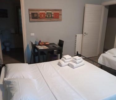 Parma Apartment | Pet-Friendly Stay at Mono Cucina: Family & Breakfast Perks
