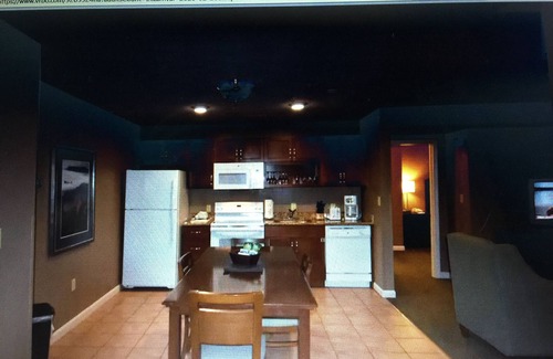 Hancock Condo | Ideal Ski Condo with Pool, Movie Theater & Kids Activities