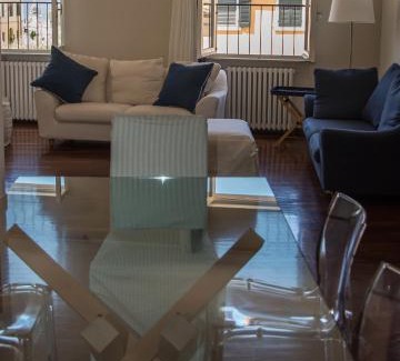 Lazise Old Town Apartment | Scenic IN PIAZZA Apartment with Family-Friendly Amenities