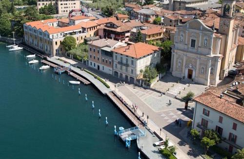 Marone Apartment | Exclusive Residenza di Prestigio with Pool & Ocean Views