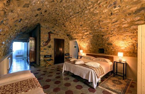 Marone House | Unforgettable Stay at Residenza di Prestigio by Lake Marone
