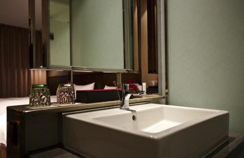 Xitun District Hotel | Discover Comfort at In Sky Hotel - Family Friendly Getaway