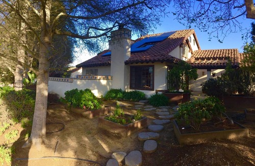 San Luis Obispo House | Quiet Retreat with EV Charger & Pool - Guest Rated 9.8