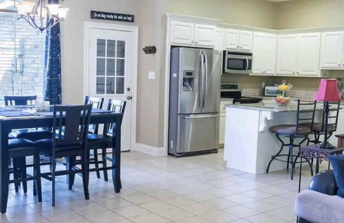 Baton Rouge House | Discover the Heart of BR with Family-Friendly Amenities