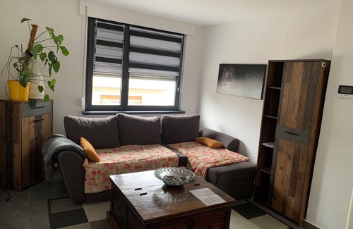 Brohl-Lutzing House | In the Brohl valley near the Nürburgring shared apartment, vacation apartment or mechanic's apartment