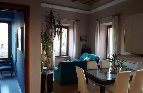 Nettuno Apartment | Central Retreat: Steps from Beaches & Train to Rome