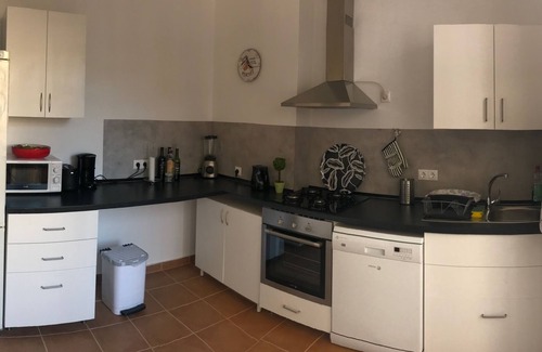 Alicante City Centre Apartment | Prime Location in Alicante: Steps from the Beach & Harbor