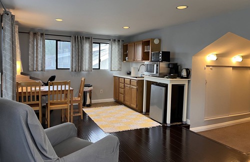 South Pasadena Apartment | Discover Upscale Comfort in South Pasadena, Near LA