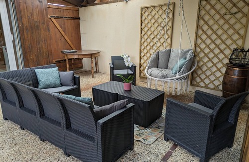 Lachapelle-Saint-Pierre Cottage | Discover Tranquility in the Heart of Our Countryside