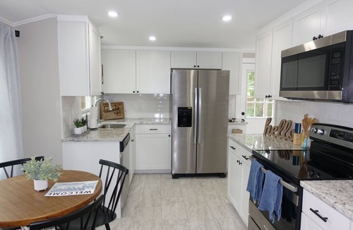 Hyannis House | Pet-Friendly Cape Cod Cottage with 10/10 Guest Ratings