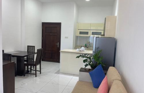 Kollupitiya Apartment | Central Colombo 2-Bedroom Apartment with Pool & Breakfast