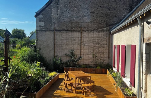 Athee-sur-Cher House | In the heart of the castles, charming gite in the village