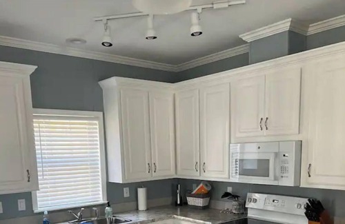 Homosassa Cottage | Discover Old Florida Charm in Homosassa's Heart