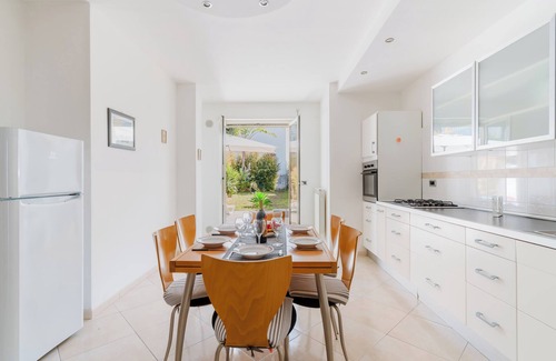 Otranto House | Cozy Retreat Near Otranto Beach - Apartment Iside Awaits