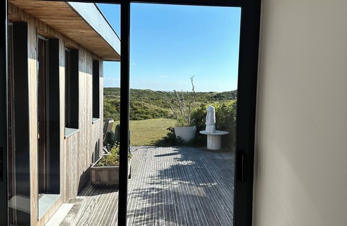 Quend-Plage-les-Pins House | Seaside Retreat Amidst Sand Dunes with Ocean Views