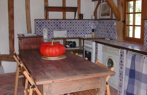 Argelouse Cottage | Charming Half-Timbered Gîte in Landes Forest with Pool