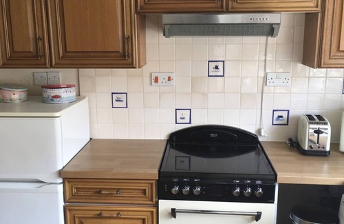West Runton Cottage | Pet-Friendly Retreat in West Runton's Vibrant Village