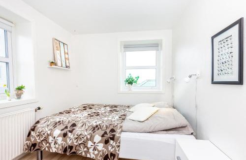 Torshavn Apartment | Discover Central Tórshavn with Family-Friendly Amenities