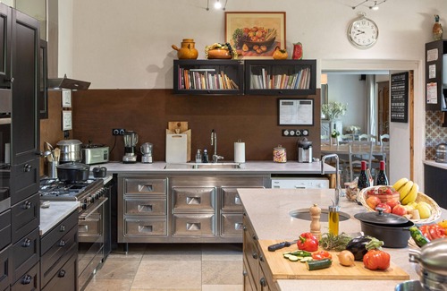 Cabannes Other | Experience Provence at Mas des Pampres: Top-Rated Retreat