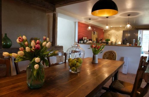 Manzac-sur-Vern House | Serene Retreat Amid Nature with Pool and Pet-Friendly Perks