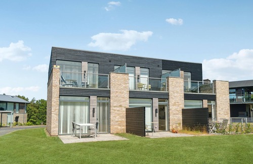 Nimtofte House | Cozy Terraced House in Djursland with Spa & Breakfast