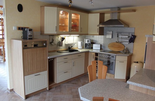 Schwedt/Oder Apartment | Idyllic Retreat in the Heart of National Park with Kitchen