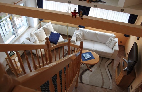 Schwedt/Oder Apartment | Idyllic Retreat in the Heart of National Park with Kitchen