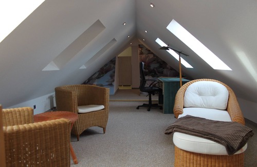 Schwedt/Oder Apartment | Idyllic Retreat in the Heart of National Park with Kitchen