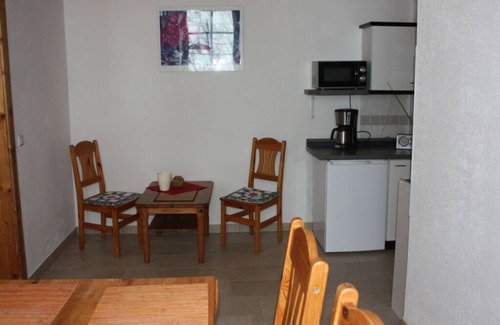Muritz House | Experience Comfort in the Historic Old Manor House