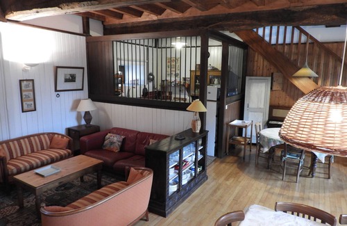 Irodouer Cottage | Idyllic Countryside Retreat in Historic Castle Stables
