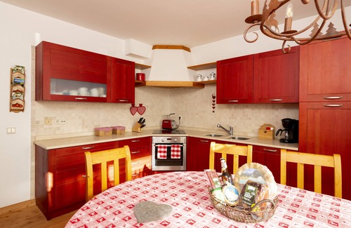 Riscone Apartment | Experience Reischach: Tranquil Tyrolean Apartment Retreat