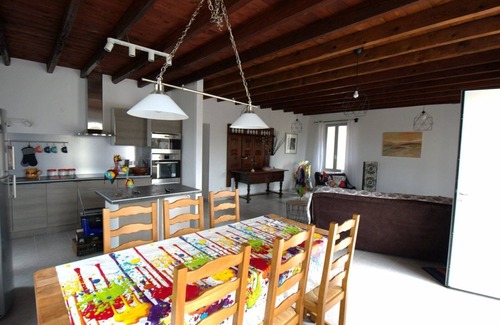 Mollans-sur-Ouveze House | Relax in Nature at In the Shade of the Lime Tree