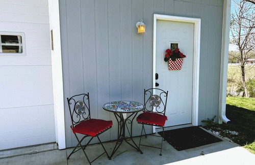 St. George House | In the Woods: One-of-a-Kind Stay - Renovated Garage Featuring Antique Cars