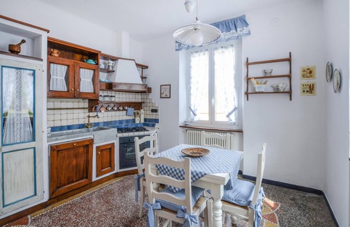 Carro Apartment | Relaxing Getaway with Spa & Breakfast Options Await You