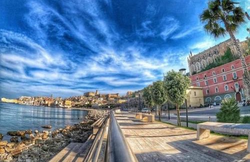 Gaeta Bed & Breakfast | Relax in Gaeta at B&B L'Elica with Oceanfront Views