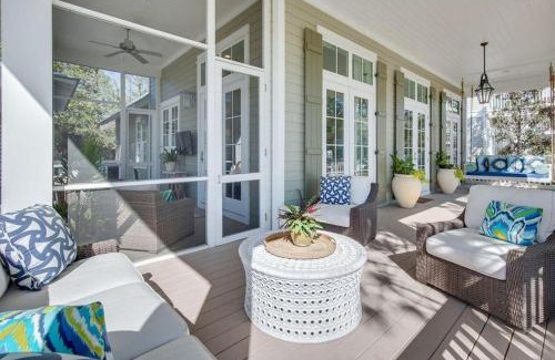 Watercolor House | Dreamy Escapes at In Your Dreams - Family-Friendly Oasis
