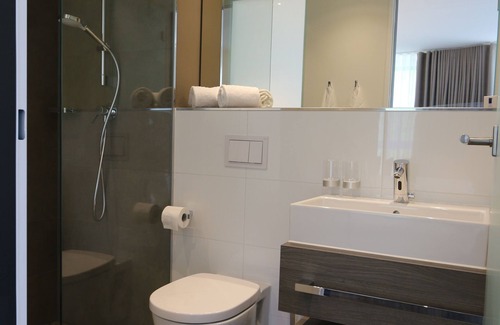 Uebach-Palenberg Hotel | Discover in2 The Boardinghouse: Spa & Family-Friendly Stay