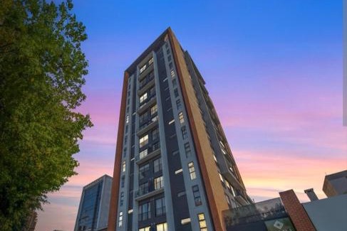 Zona 13 Apartment | Central Inara Apartment: Rated 9/10, Family-Friendly Stay