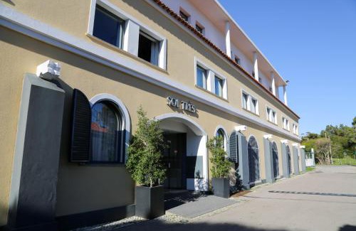 Costa de Caparica Hotel | Attractive INATEL Caparica: Family-Friendly with Pool Access