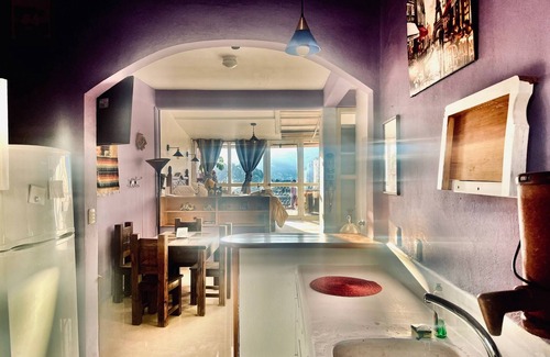 De Guadalupe Apartment | Stylish Loft with Terrace and Scenic Views for Families