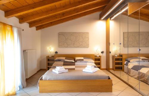 Zanica Apartment | Charming 4-Star Loft Near BGY with Breakfast & Pet-Friendly