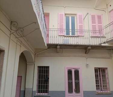 Busto Arsizio Bed & Breakfast | Guest-Rated Incanto Rosa Malpensa: Family-Friendly Stay