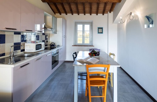 Larciano Apartment | Inviting Incanto Toscano: Two-Bedroom Apartment Retreat