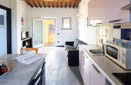 Larciano Apartment | Inviting Incanto Toscano: Two-Bedroom Apartment Retreat